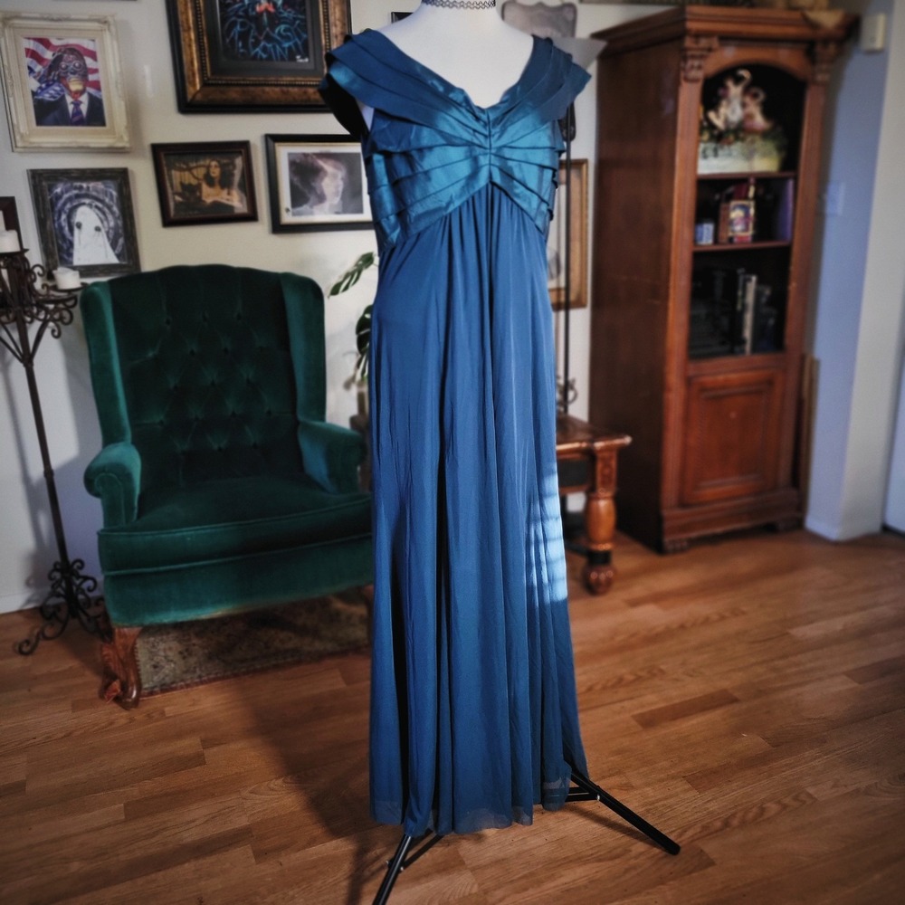 KM Collections Maxi Dress Milla Bell Teal Blue Evening Gown Ruched Formal 14